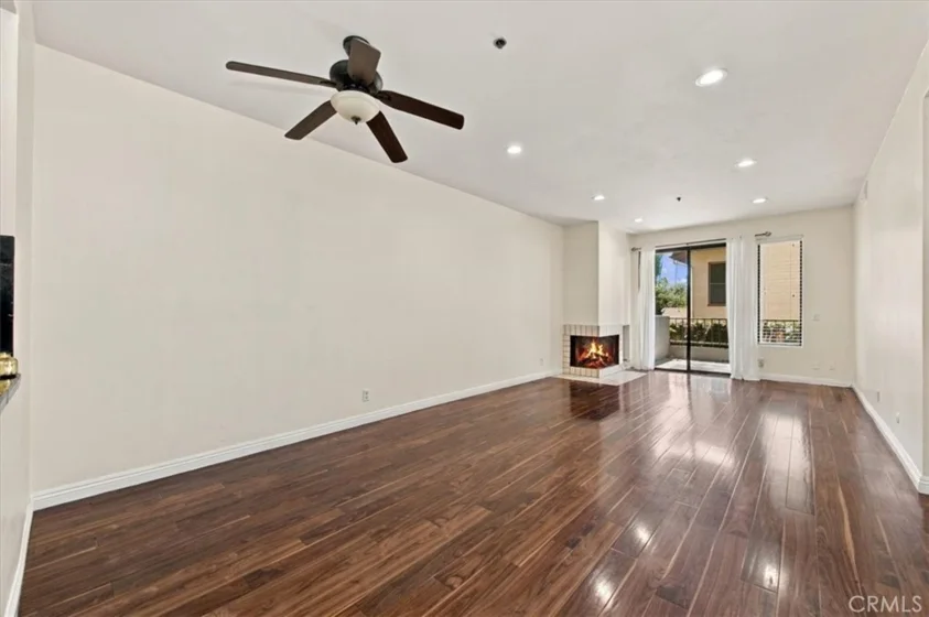 1310 E Orange Grove #102 photo 16
