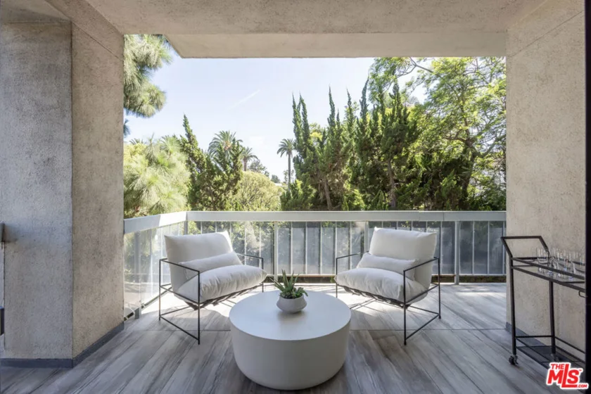 4460 Wilshire Boulevard #207 photo 63