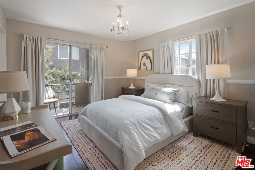1234 Granville Avenue #4 photo 19