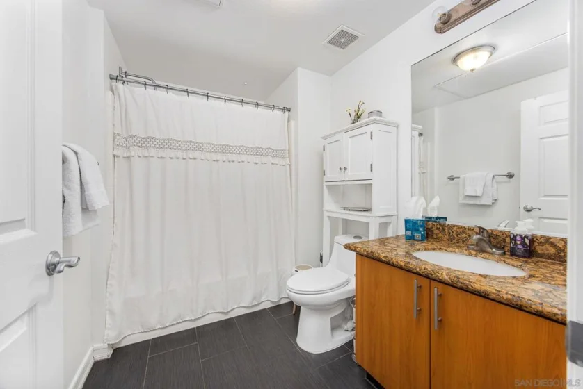 1480 Broadway #2308 photo 24