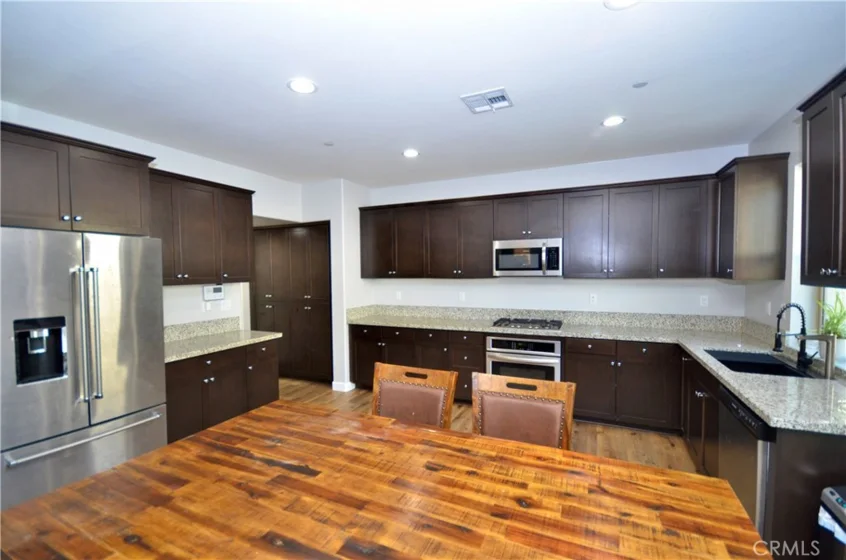 42648 Indigo Place photo 4