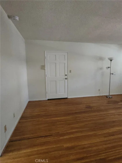 5832 Bowcroft #4 photo 20