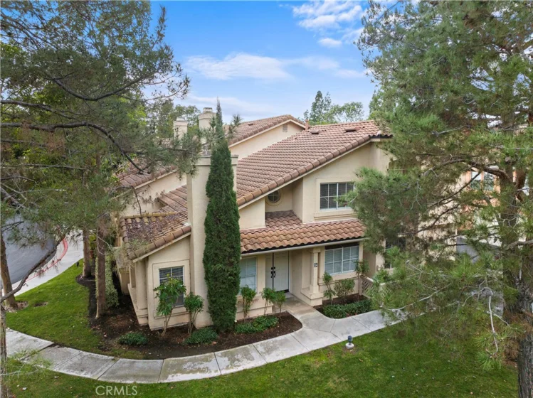 154 Nightingale Drive photo 1