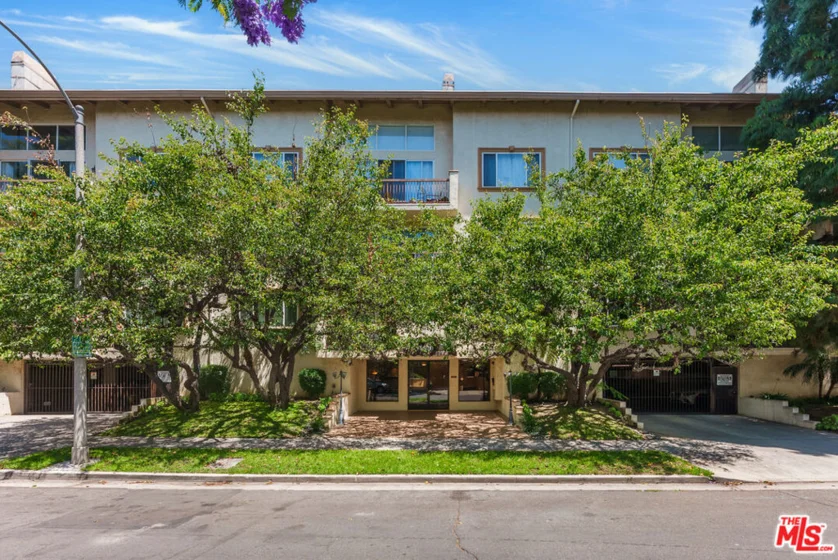 1520 Camden Avenue #105 photo 22
