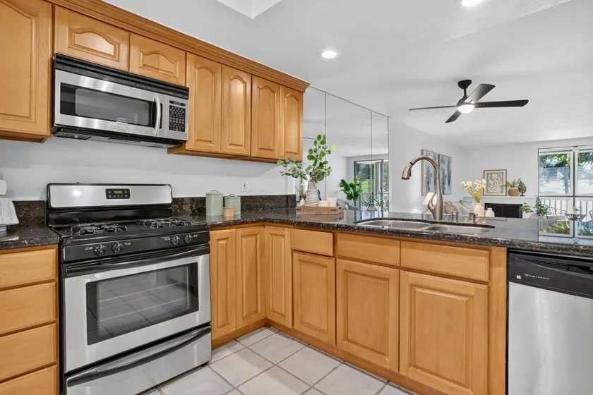4835 E Anaheim Street #105 photo 41
