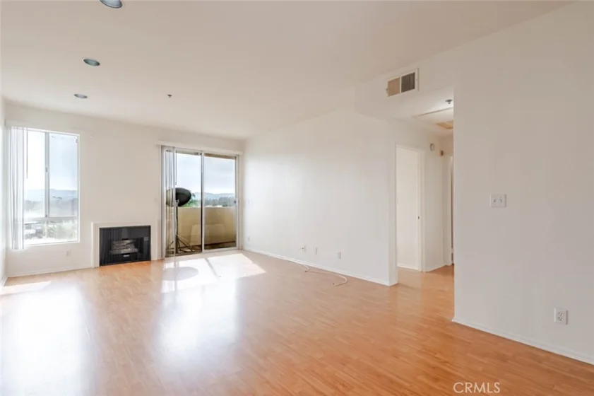 19350 Sherman Way #210 photo 5