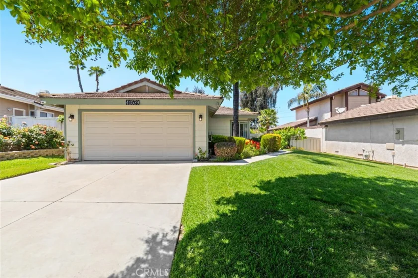 41579 Avenida De La Reina photo 1