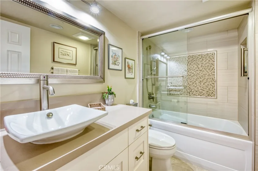 405 Avenida Granada #409 photo 13