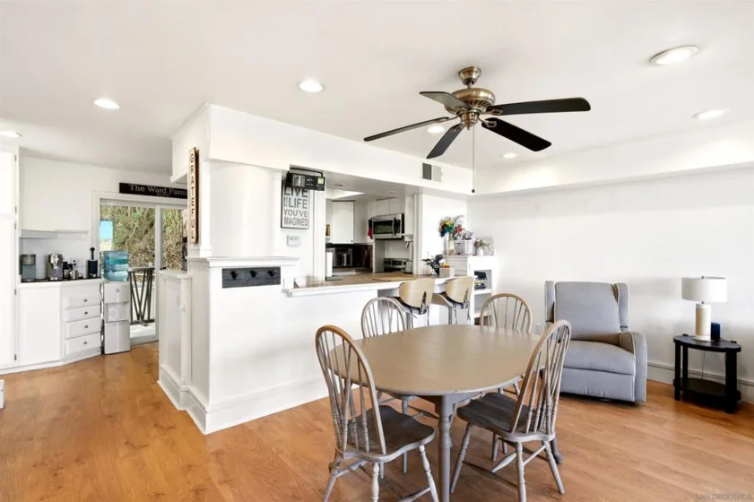 2427 La Costa #A photo 2