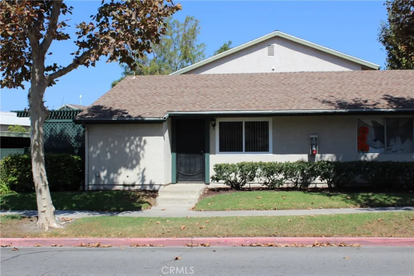 23218 Orange Avenue #1 photo 1