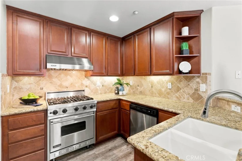 7244 Lisamarie Court photo 15