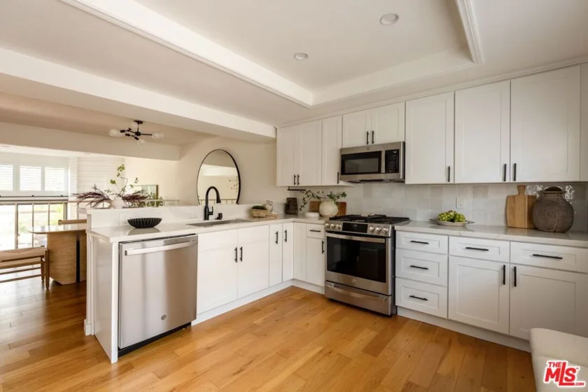 4600 Glencoe Avenue #2 photo 5