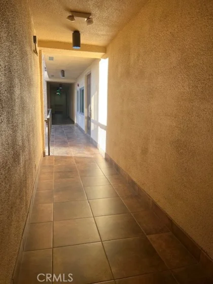 622 S Barrington #302 photo 8