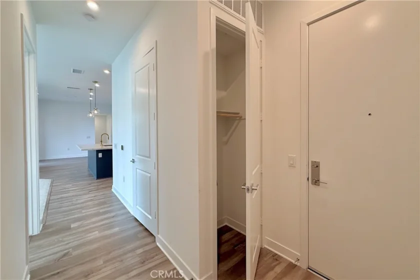 1130 S Urbana photo 18