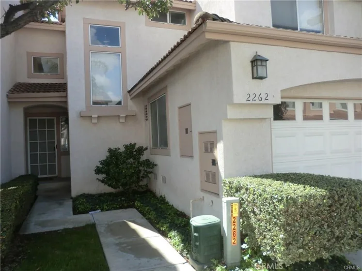 2262 Arabian Way photo 1