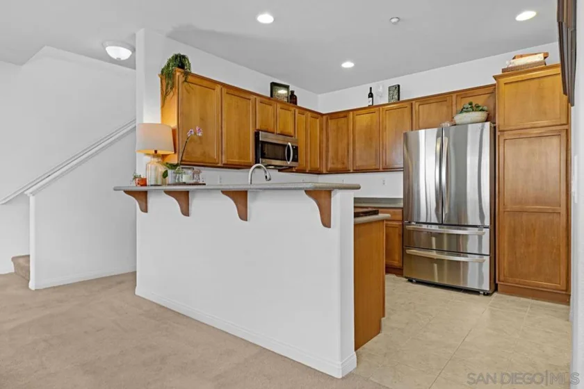 1800 Clare Lane photo 10