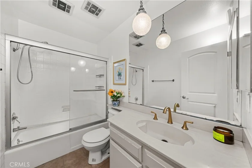 1509 Greenfield Avenue #106 photo 18