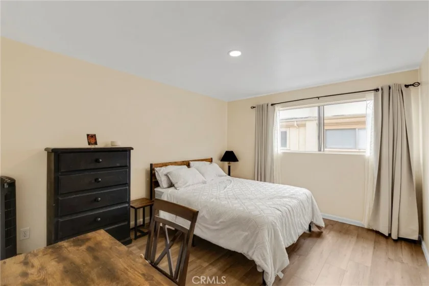 20214 Cohasset Street #16 photo 8