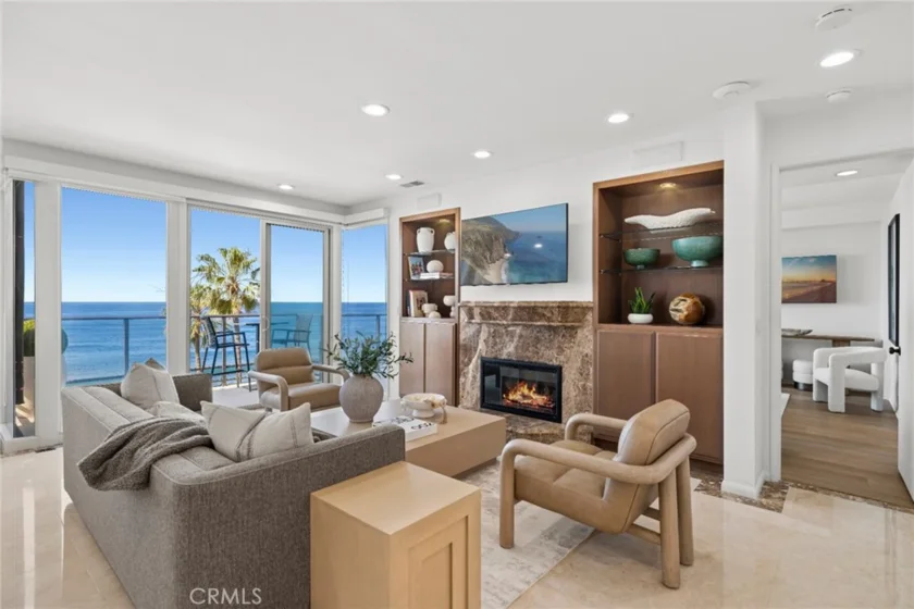 921 Gaviota Drive photo 2