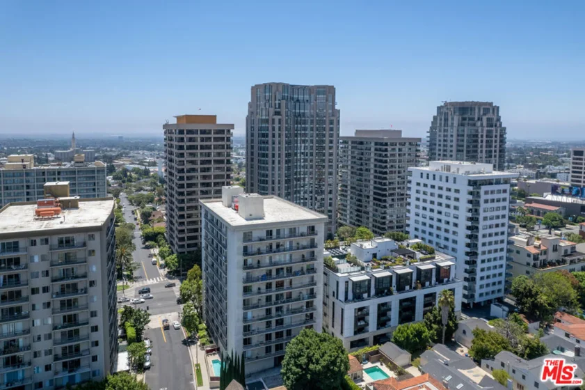 10751 Wilshire Boulevard #906 photo 3