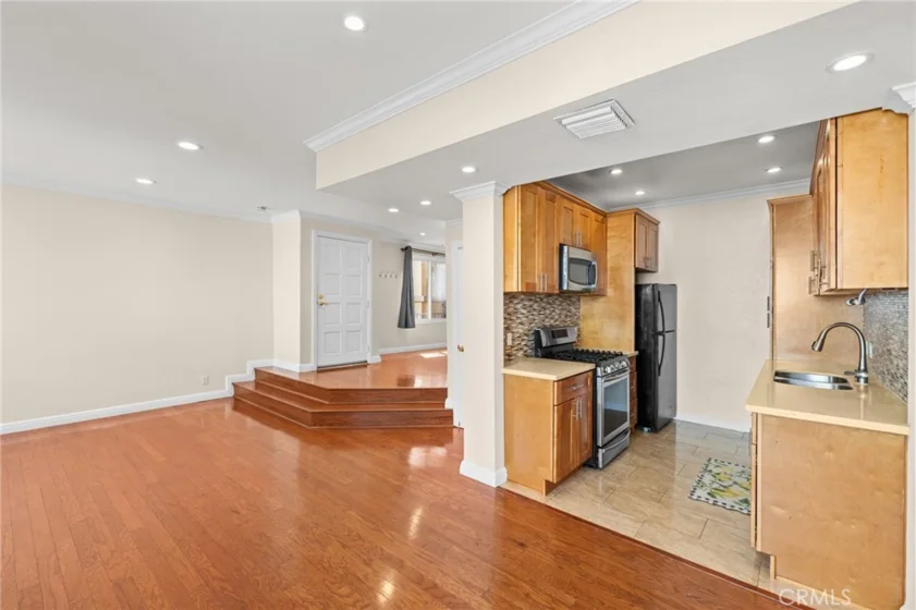 528 E. San Jose Avenue #110 photo 15