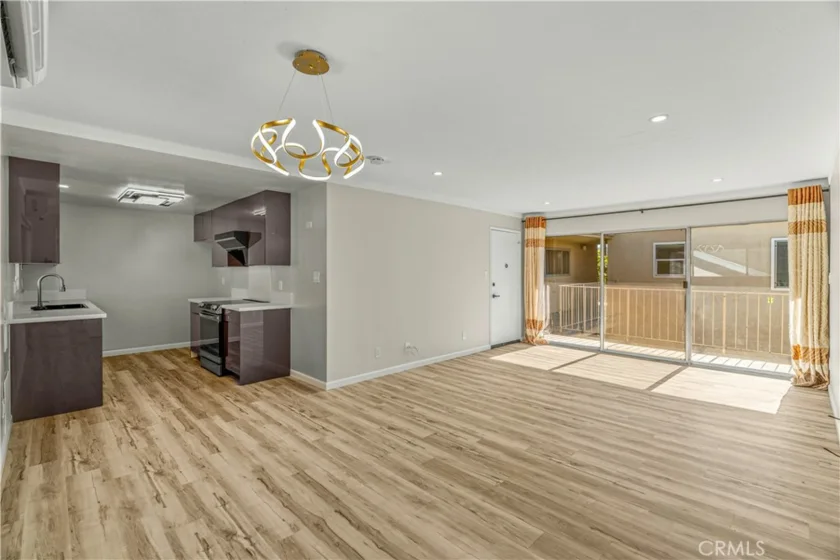 401 W 5th Street #3B photo 12