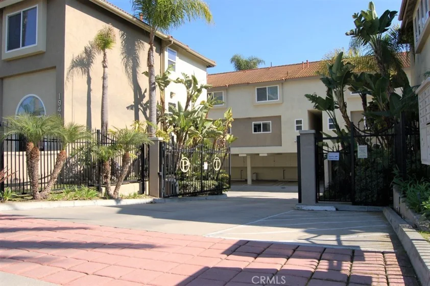 1940 Maple Avenue #103 photo 1