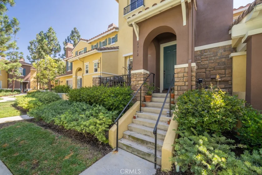 2312 Timberwood photo 1