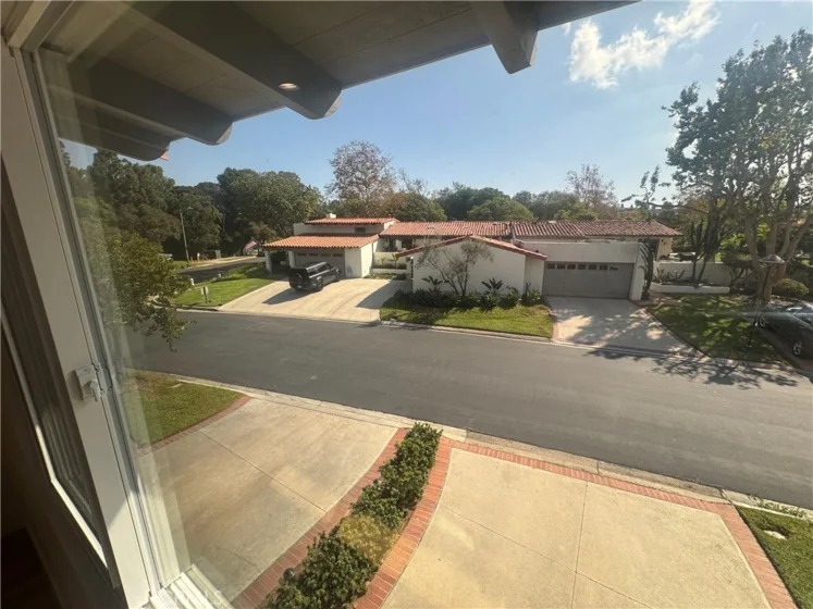 558 Vista Flora photo 28