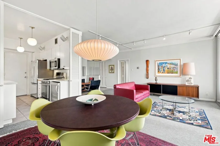 4411 Los Feliz Boulevard #1104 photo 16