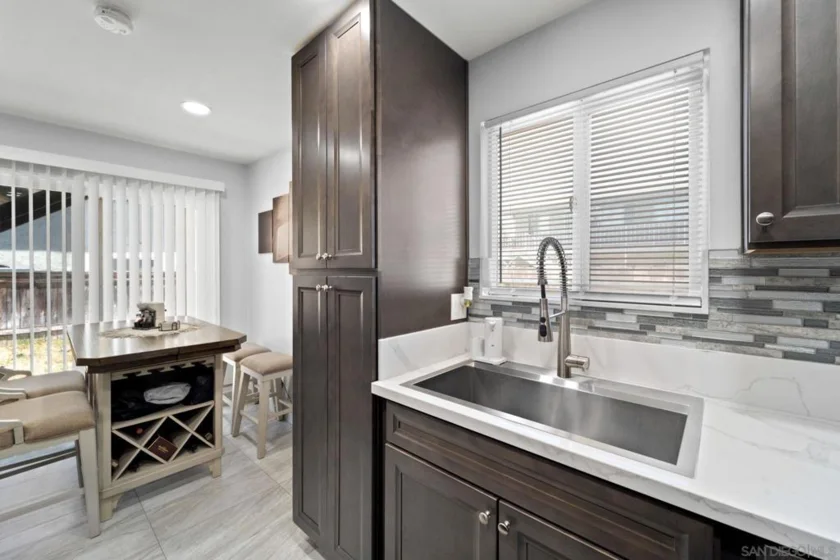 196 W Park Avenue #1 photo 16