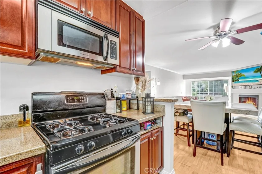 5500 Owensmouth Avenue #122 photo 17