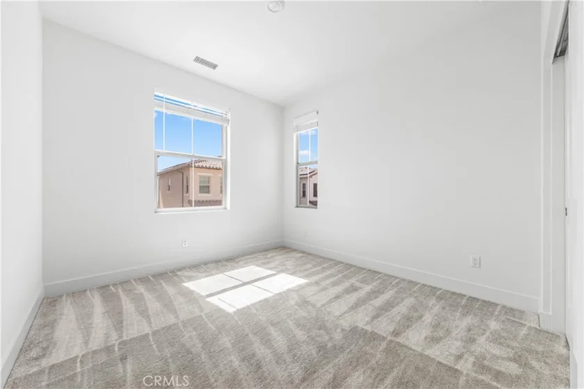 106 Glydon photo 24