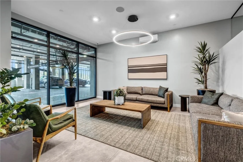 2307 Rivington photo 27