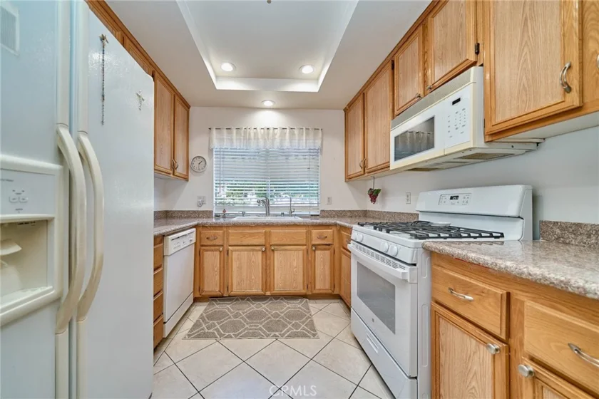 9008 Primavera Lane photo 11