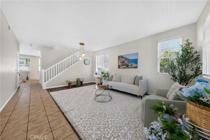 28432 Plymouth Way photo 24