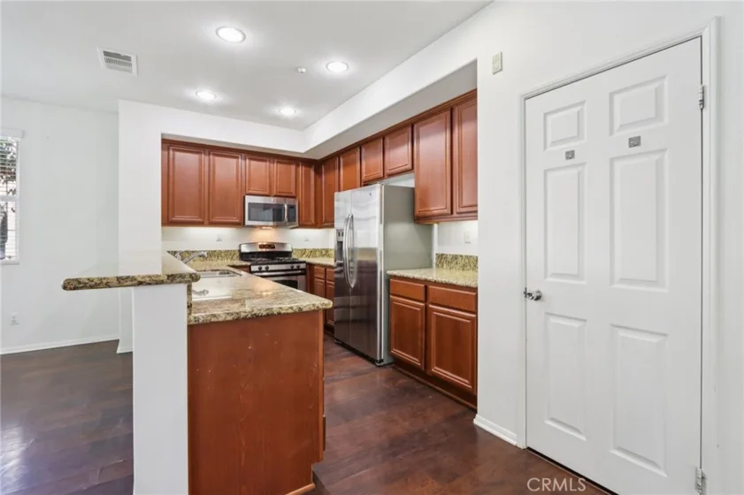 44929 Bellflower Lane photo 22