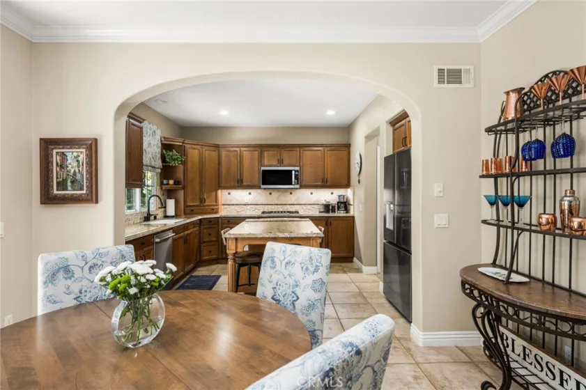 101 Talmadge photo 11