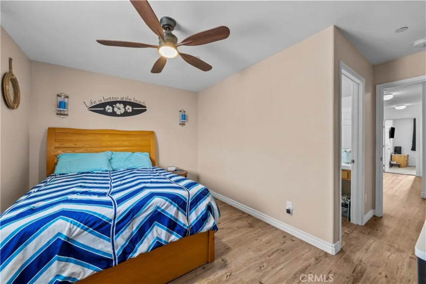 14552 Foothill photo 25