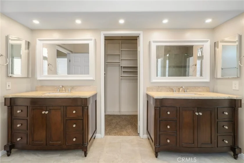 31752 Poole Court photo 16