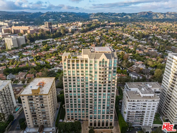 10727 Wilshire Boulevard #1805 photo 10