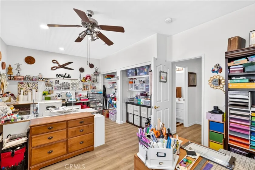 28209 Basswood photo 19