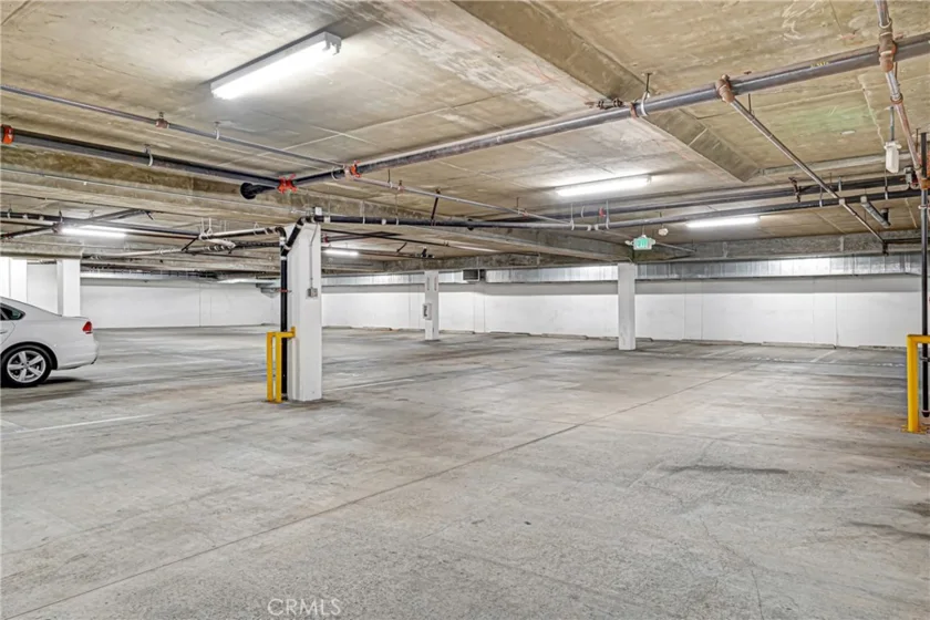 333 N Hill Avenue #203 photo 20