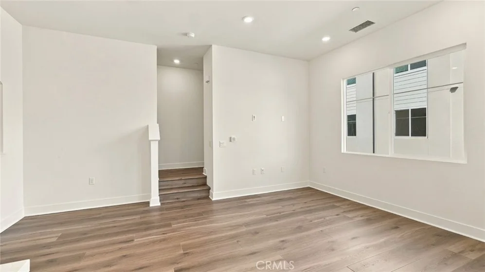7256 Pointbreak Drive photo 7