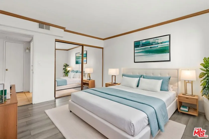 5414 Newcastle Avenue #19 photo 12