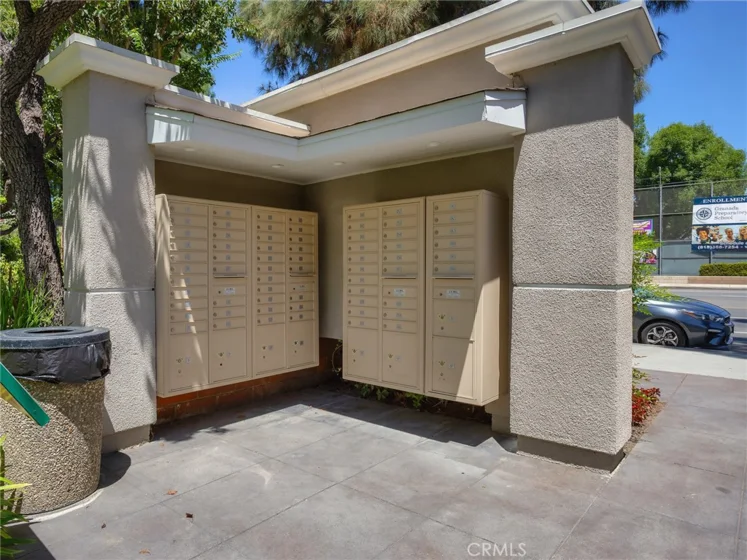 17734 Devonshire Street #7 photo 43