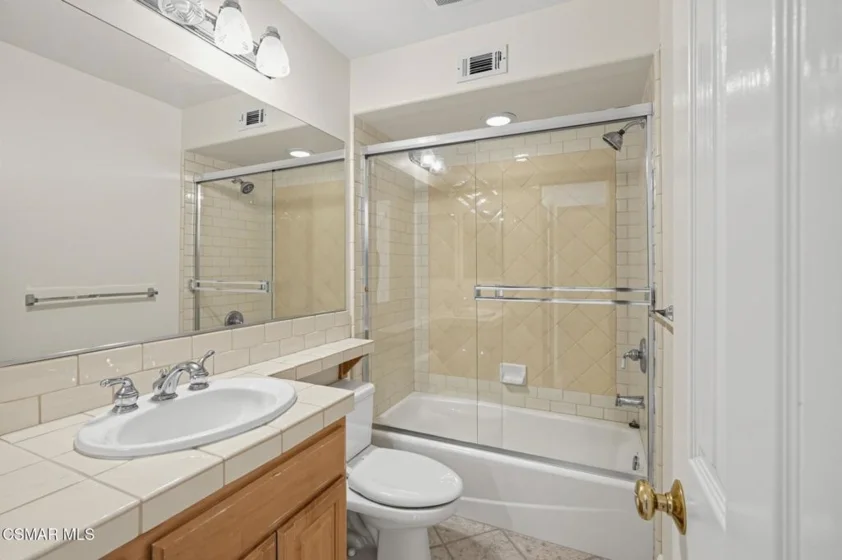 4106 W Kling Street photo 17