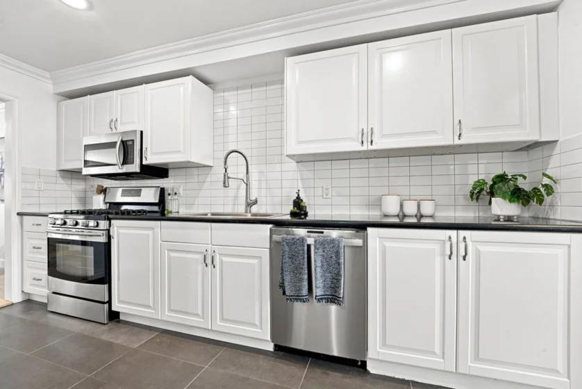 5243 Yarmouth Avenue #31 photo 13