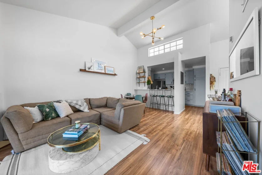 12311 Pacific Avenue #6 photo 1