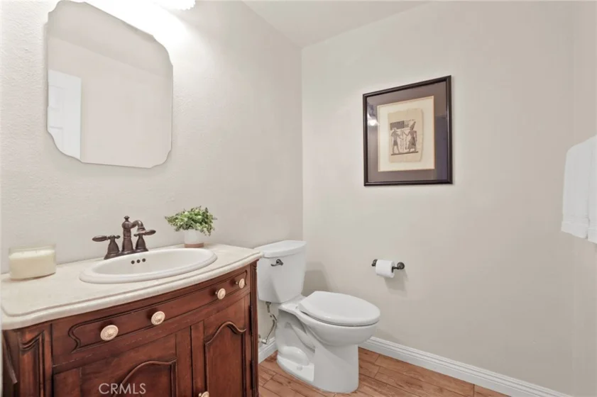 8 Veneto Lane photo 4